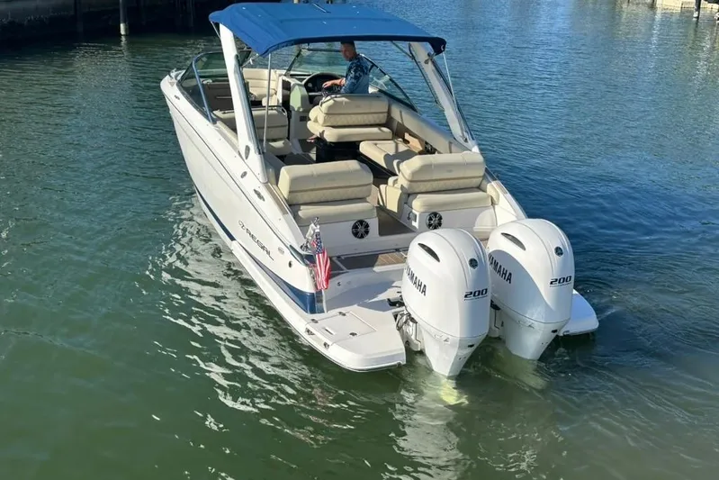  Yacht Photos Pics 2019 Regal 29 OBX boat with twin Yamaha engines on the water.