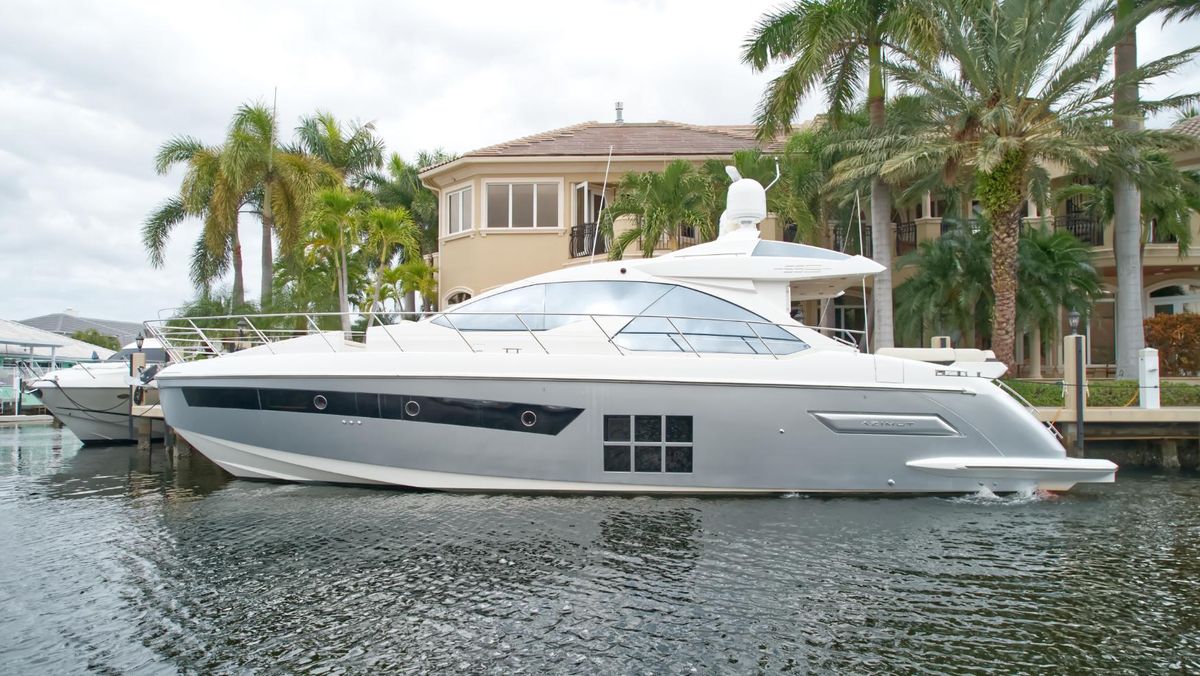 2013 Azimut 55 