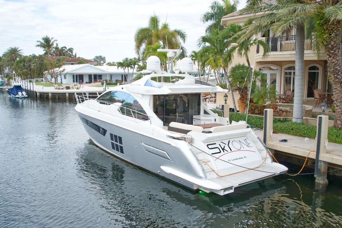 2013 Azimut 55 
