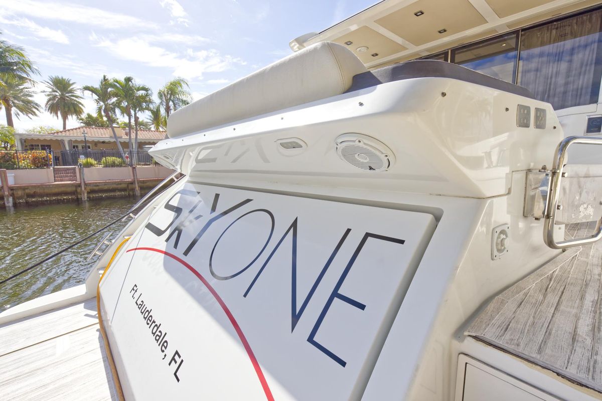 2013 Azimut 55 
