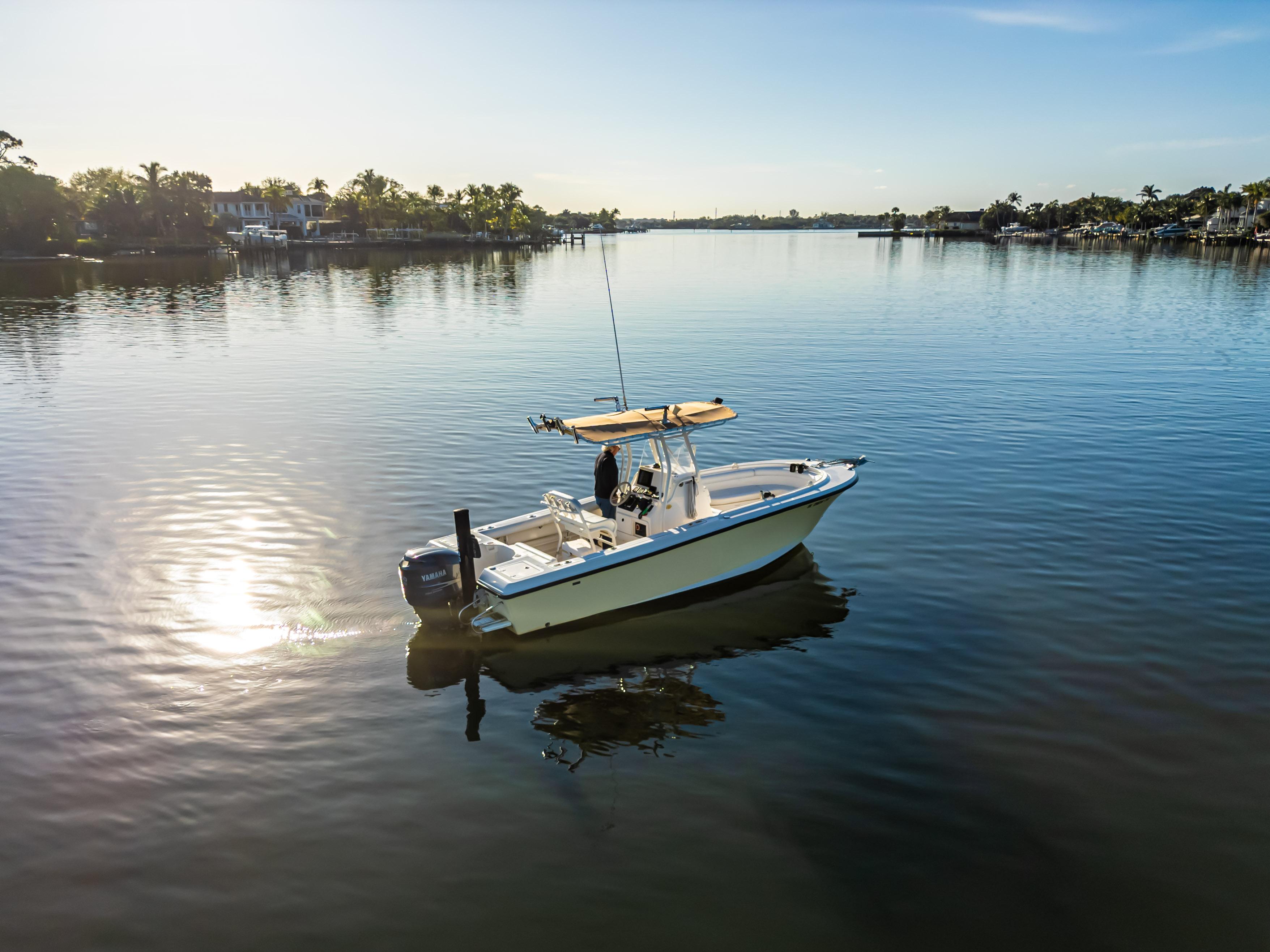 2018 Edgewater 208 CC: Boat Review 