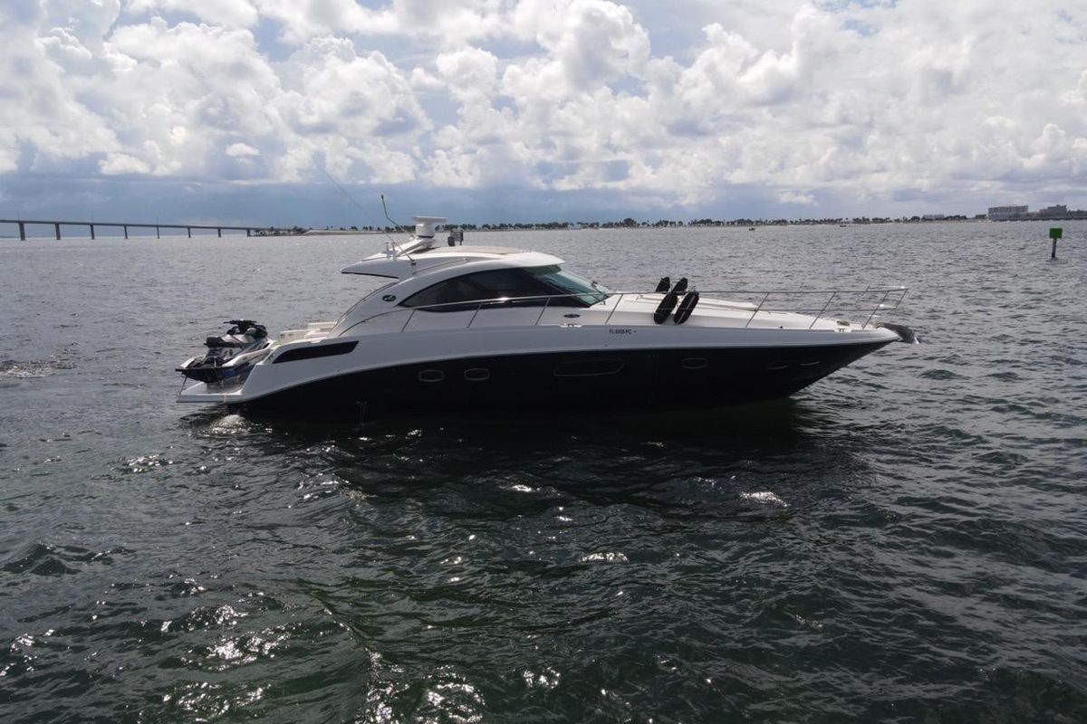 2011 Sea Ray 47 