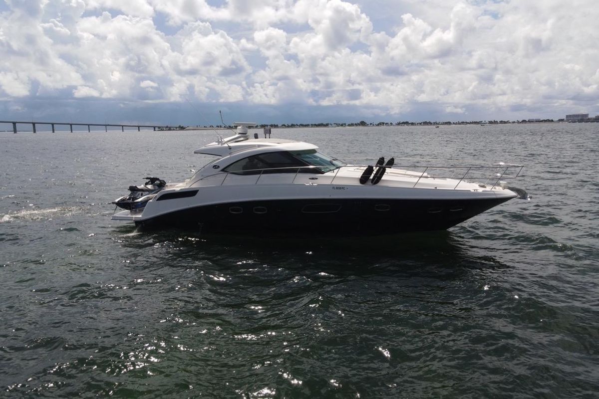 2011 Sea Ray 47 