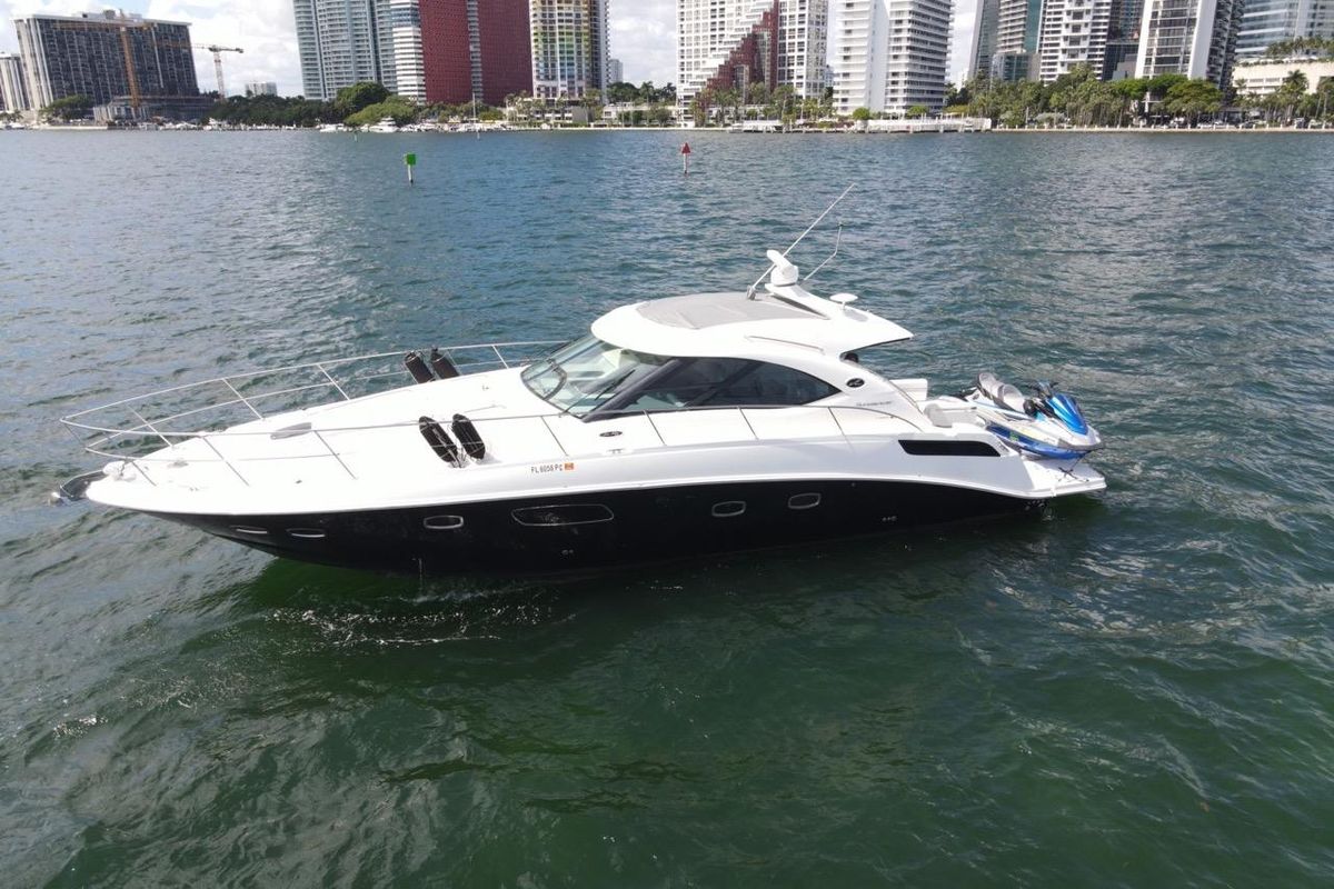 2011 Sea Ray 47 