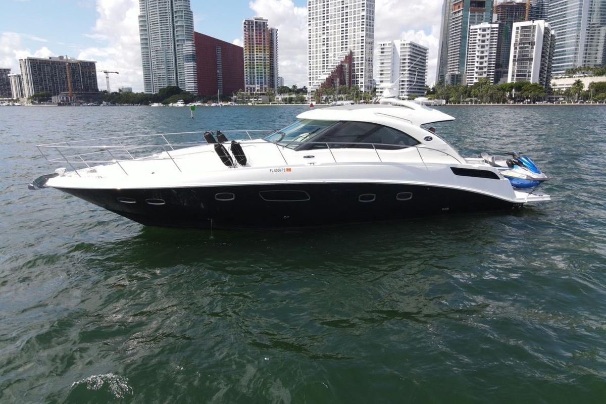 2011 Sea Ray 47 