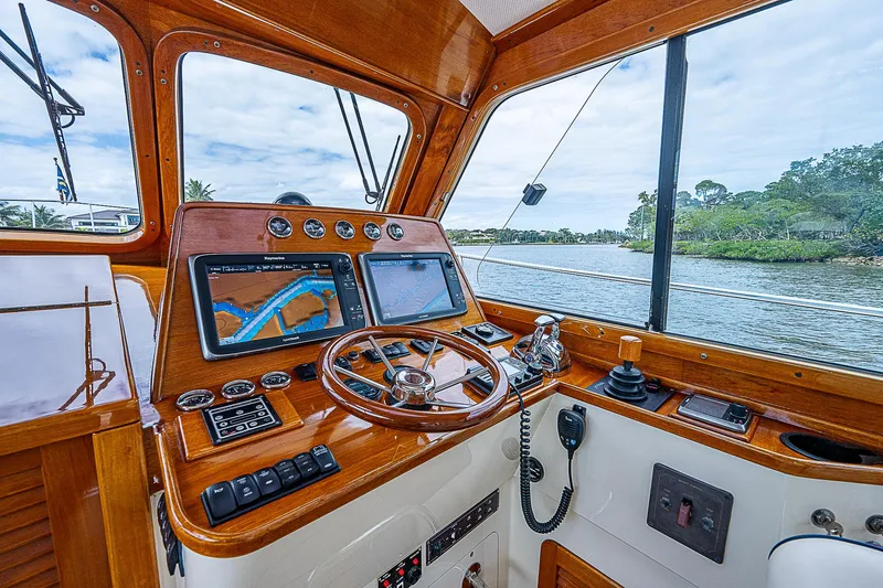 Kitty Ann Yacht Photos Pics 