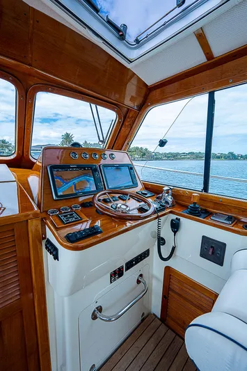 Kitty Ann Yacht Photos Pics 