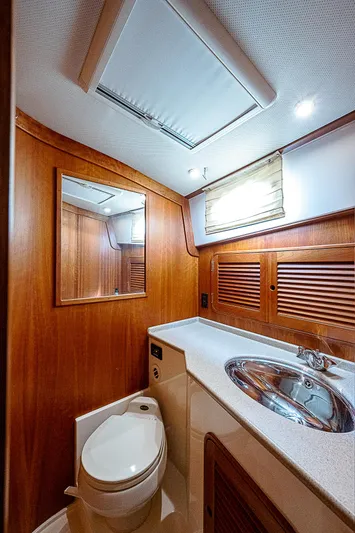 Kitty Ann Yacht Photos Pics 