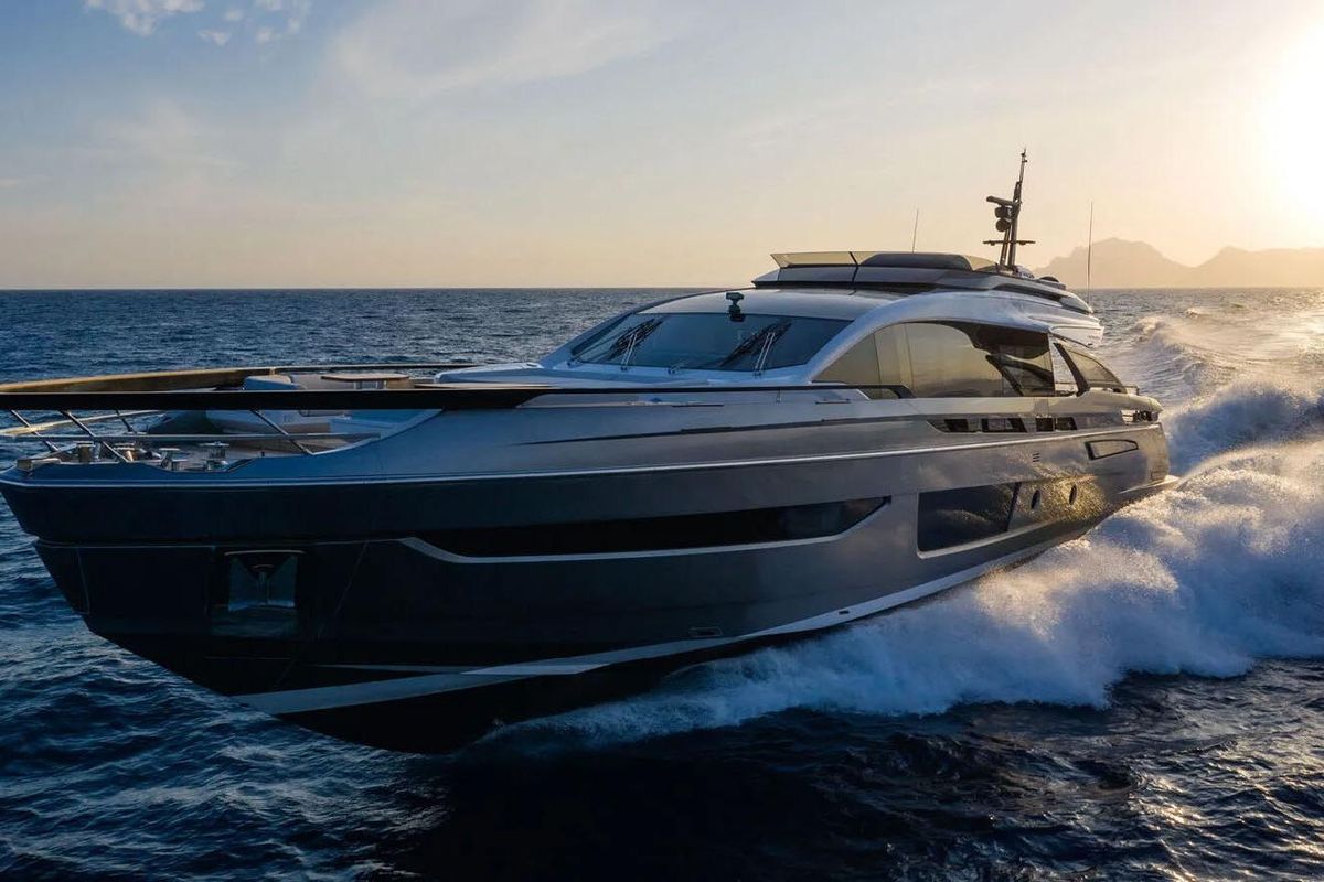 2022 Azimut 94 