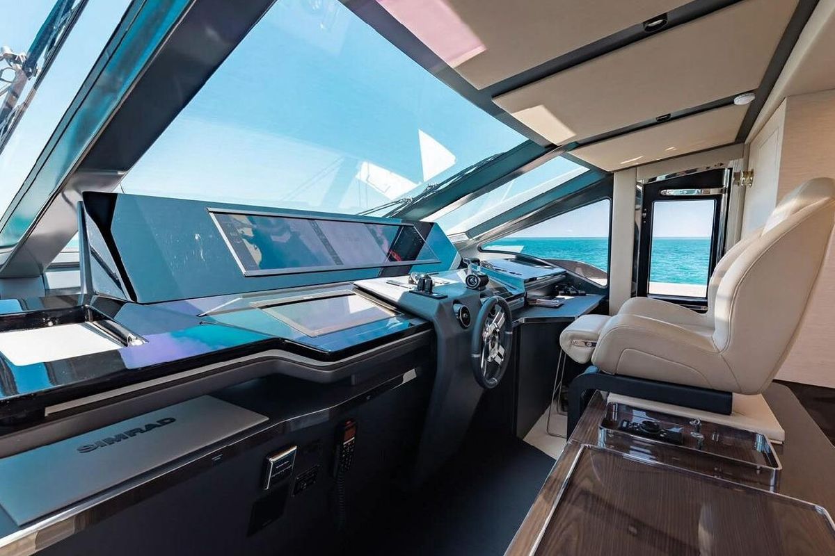 2022 Azimut 94 