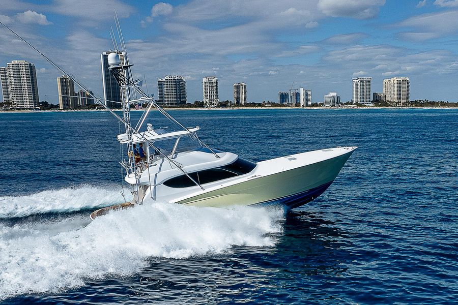 2007 Hatteras 60 Convertible