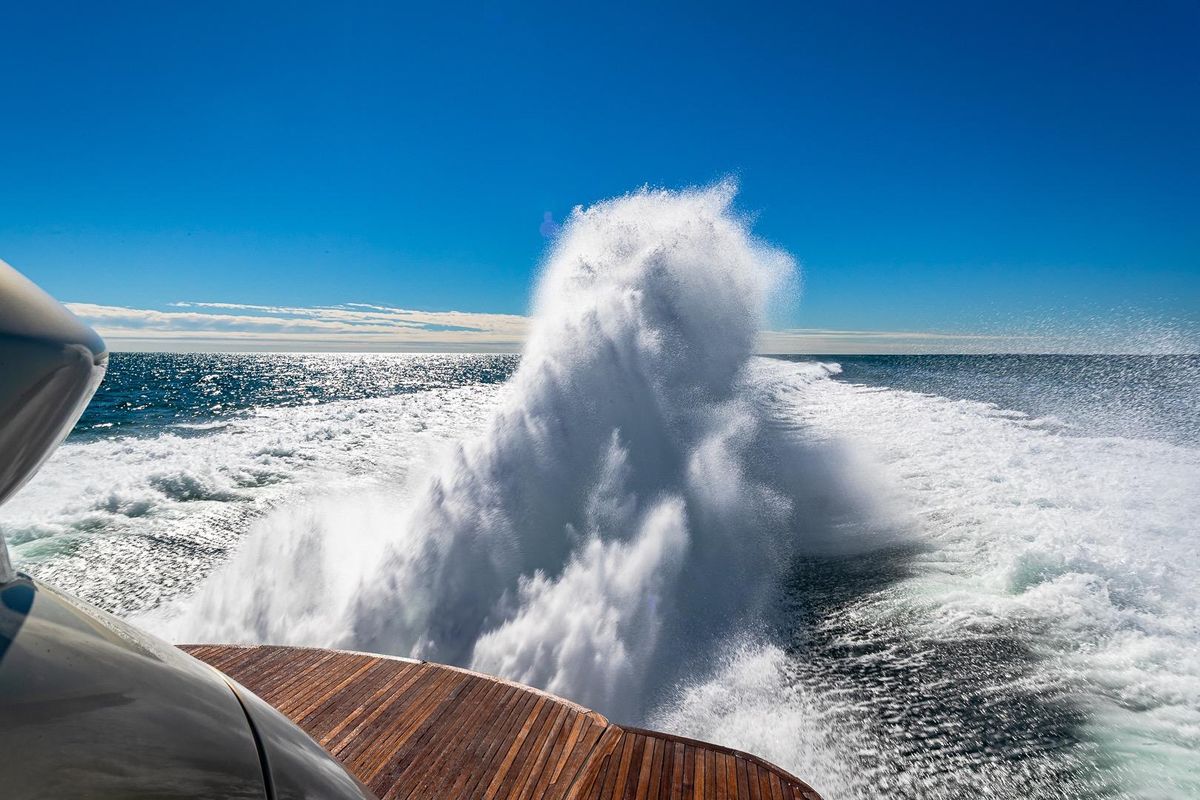 2008 Pershing 90 