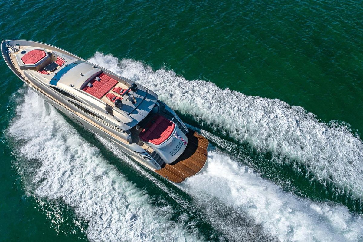2008 Pershing 90 