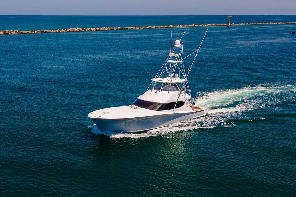 2014 Hatteras 63 