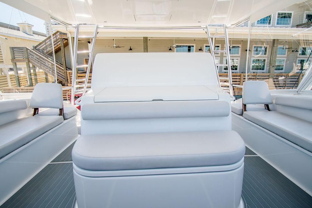 2014 Hatteras 63 