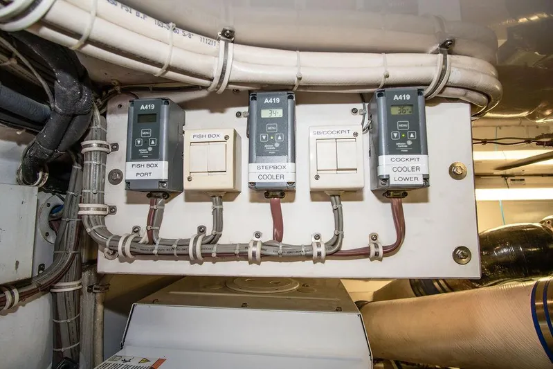 Sashimi Yacht Photos Pics 