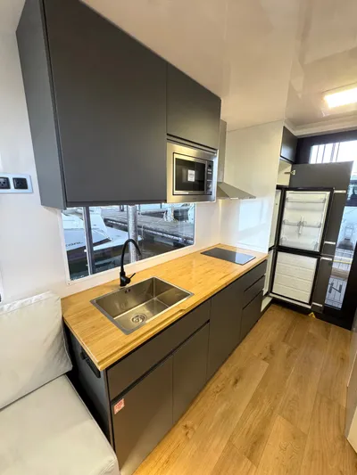  Yacht Photos Pics 2022 NAVISYO NV.08 - Image 10