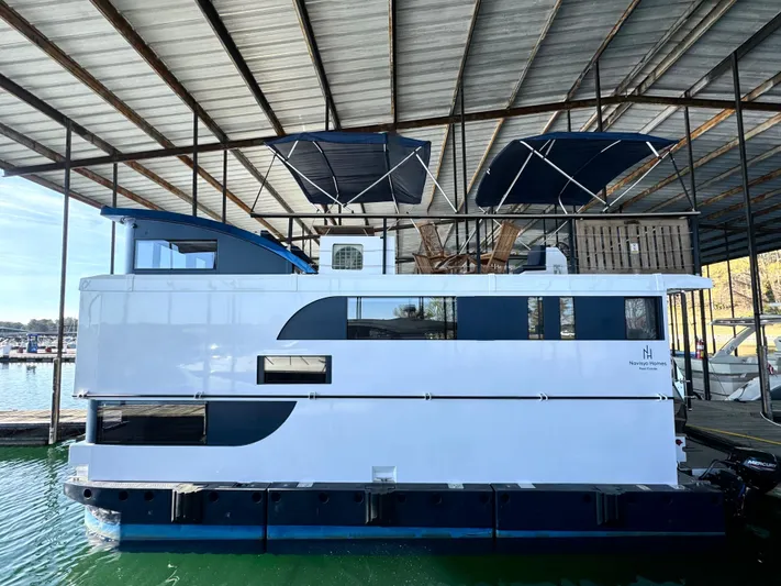  Yacht Photos Pics 2022 NAVISYO NV.08 - Image 1