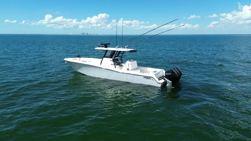  Yacht Photos Pics 2024 INVINCIBLE 36 OF - Image 12