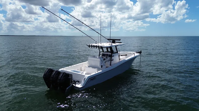  Yacht Photos Pics 2024 INVINCIBLE 36 OF - Image 8