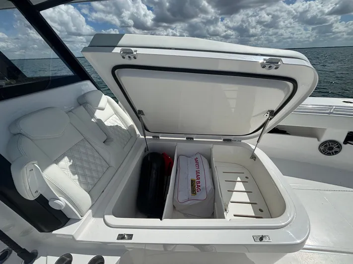  Yacht Photos Pics 2024 INVINCIBLE 36 OF - Image 48