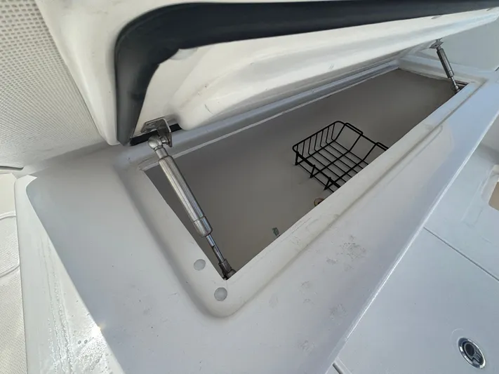  Yacht Photos Pics 2024 INVINCIBLE 36 OF - Image 30