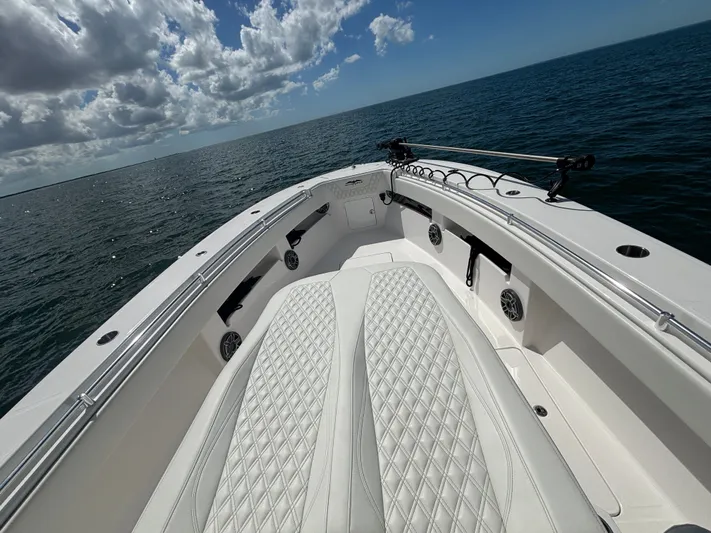  Yacht Photos Pics 2024 INVINCIBLE 36 OF - Image 38