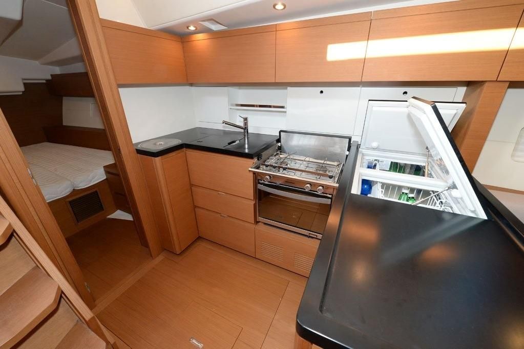 2019 Grand Soleil 54 