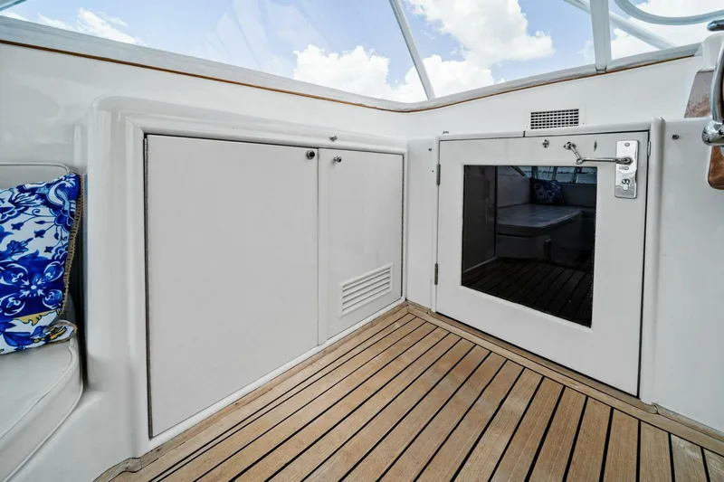 Miss Josie Yacht Photos Pics 1999 Buddy Davis 52 Express 'Miss Josie'