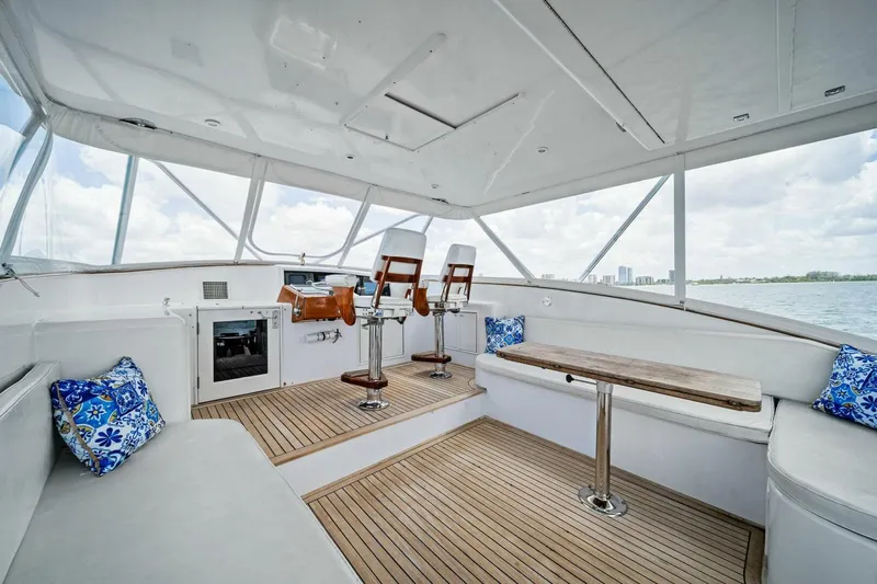 Miss Josie Yacht Photos Pics 1999 Buddy Davis 52 Express 'Miss Josie'