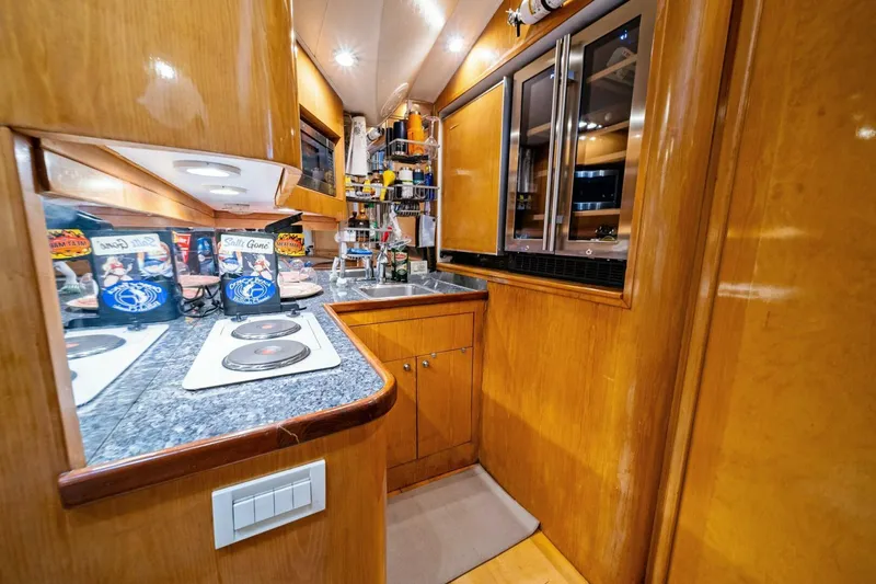 Miss Josie Yacht Photos Pics 1999 Buddy Davis 52 Express 'Miss Josie'