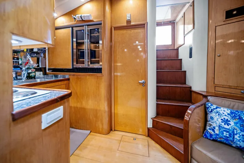 Miss Josie Yacht Photos Pics 1999 Buddy Davis 52 Express 'Miss Josie'