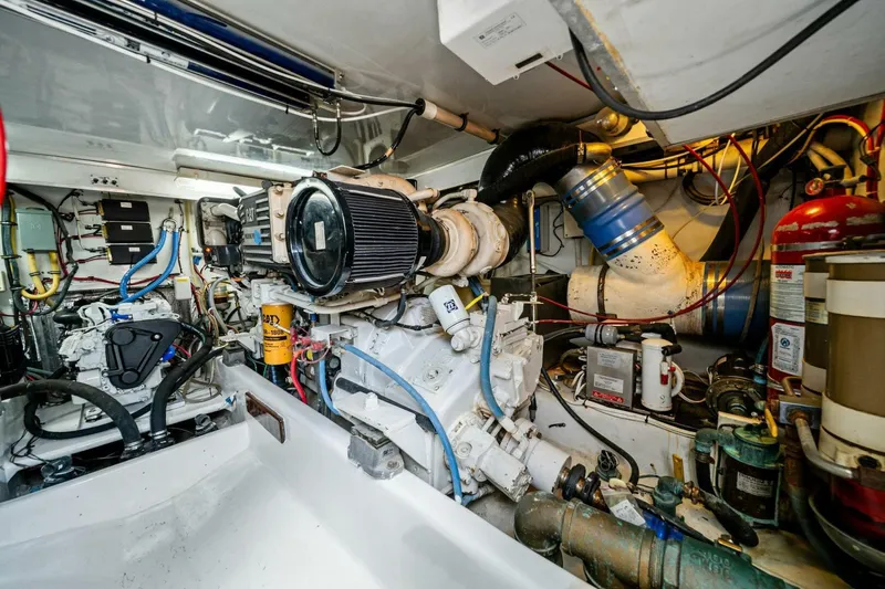 Miss Josie Yacht Photos Pics 1999 Buddy Davis 52 Express 'Miss Josie'