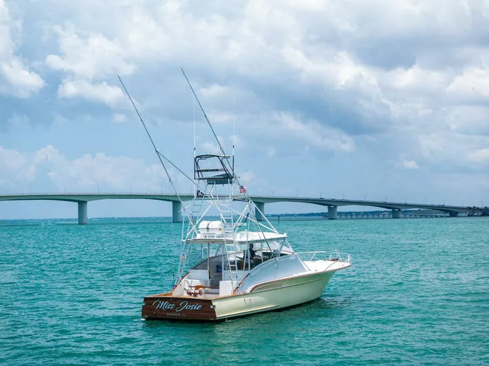 Miss Josie Yacht Photos Pics 1999 Buddy Davis 52 Express 'Miss Josie'