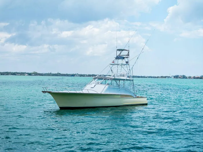 Miss Josie Yacht Photos Pics 1999 Buddy Davis 52 Express 'Miss Josie'