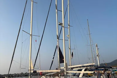 2003 Amel Super Maramu 2000