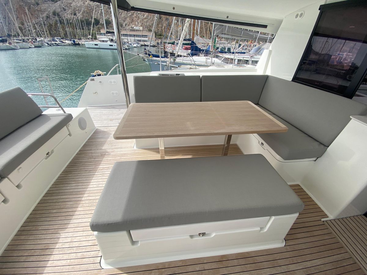 2020 Fountaine Pajot 45 