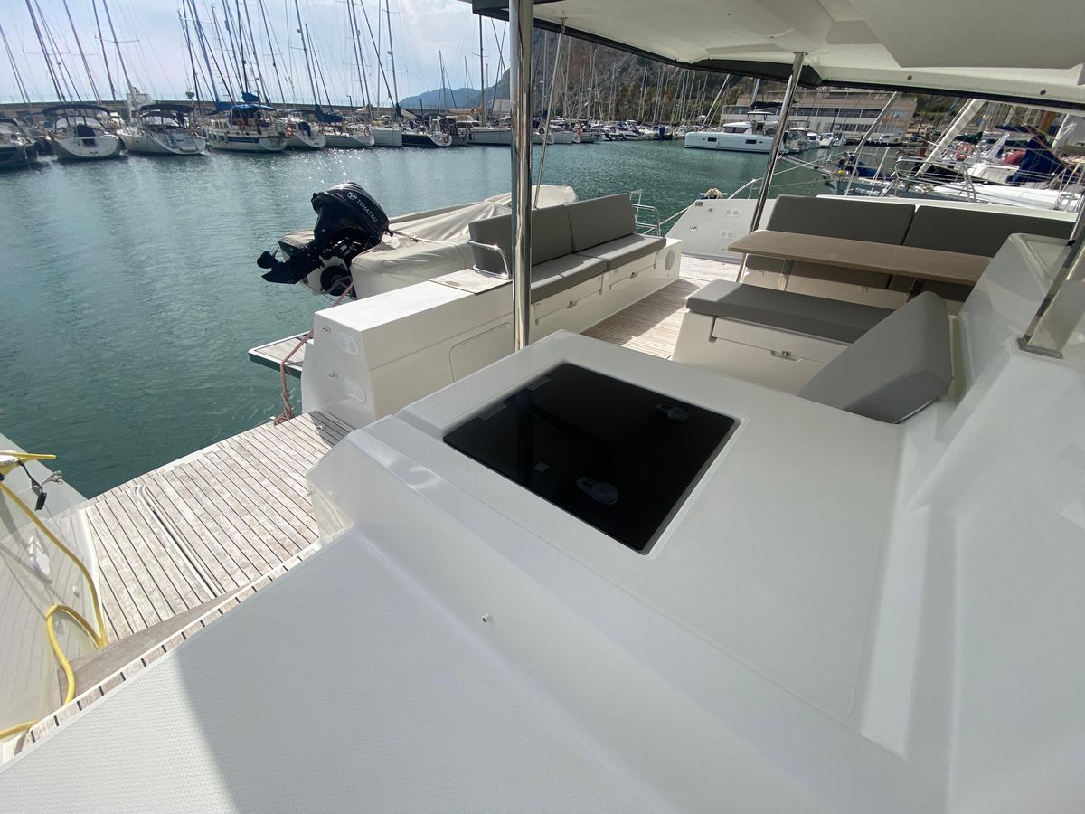 2020 Fountaine Pajot 45 