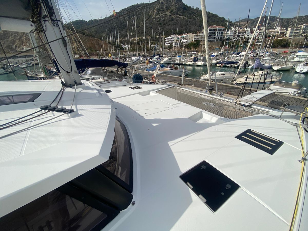 2020 Fountaine Pajot 45 