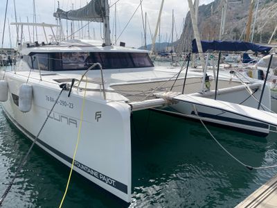 Yacht