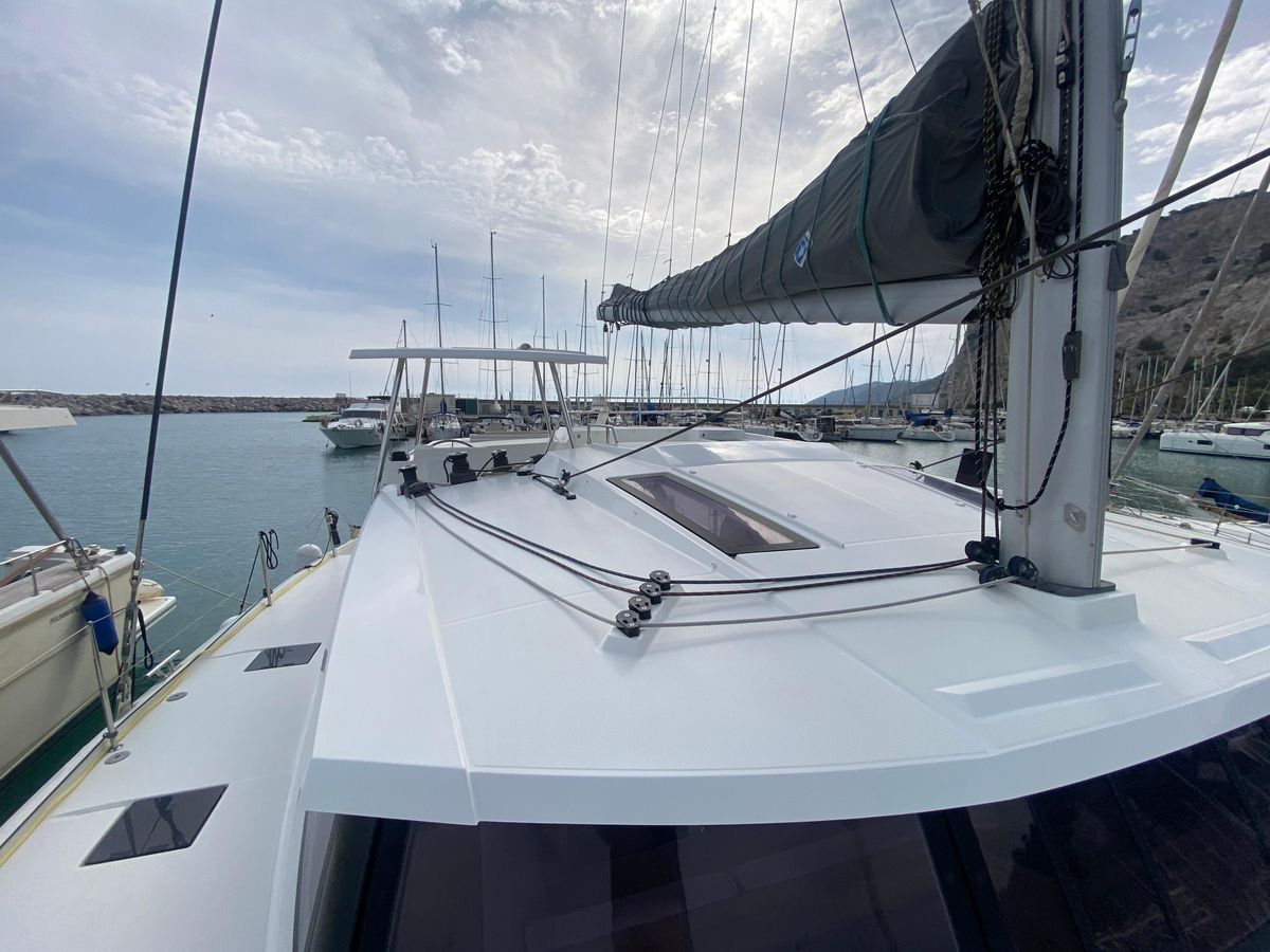 2020 Fountaine Pajot 45 
