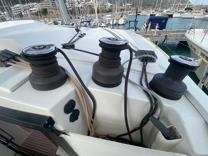 Luna Yacht Photos Pics Winches on 2020 Fountaine Pajot Saona 47 catamaran deck at marina.
