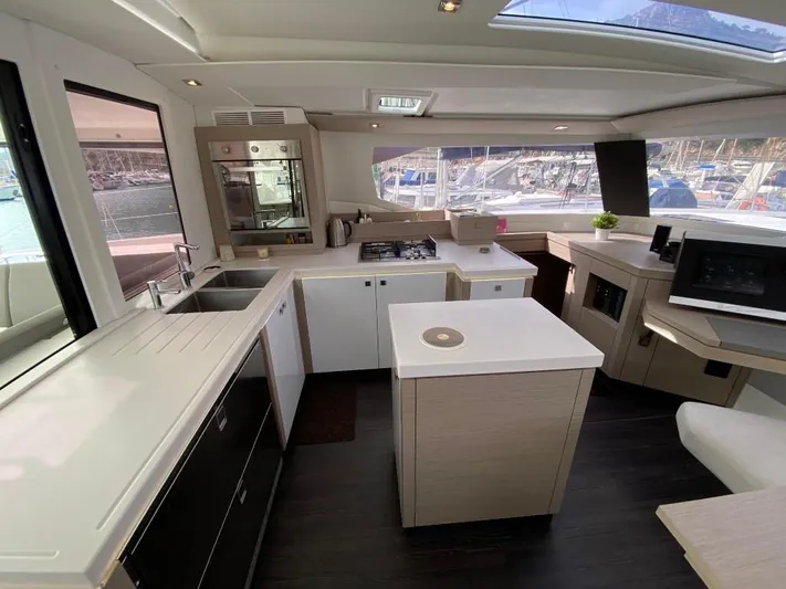 Luna Yacht Photos Pics 