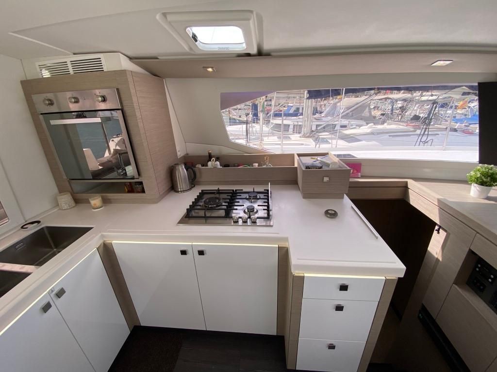 2020 Fountaine Pajot 45 