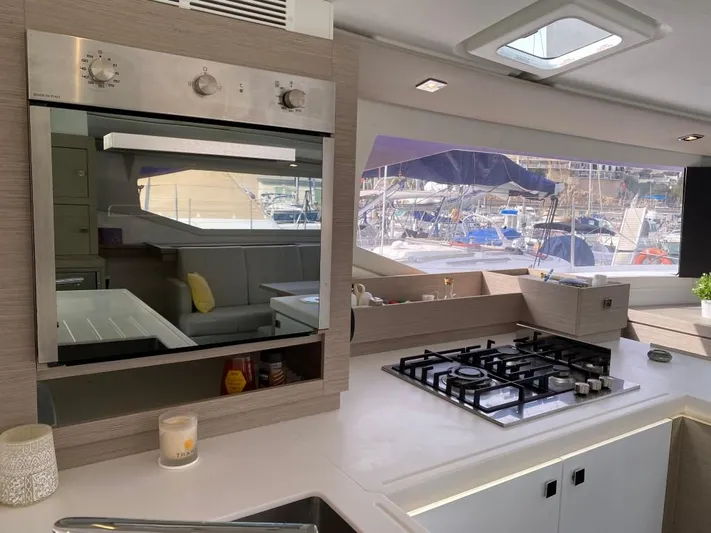 Luna Yacht Photos Pics 