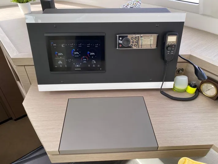 Luna Yacht Photos Pics 