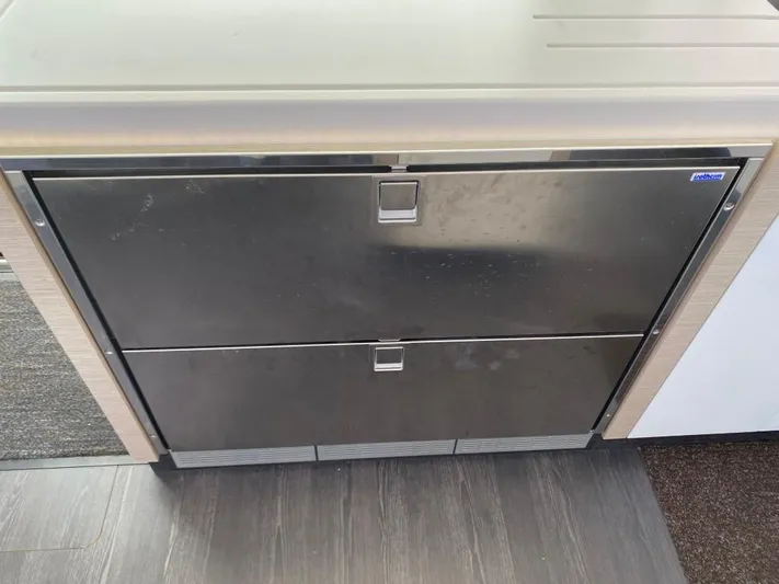 Luna Yacht Photos Pics 