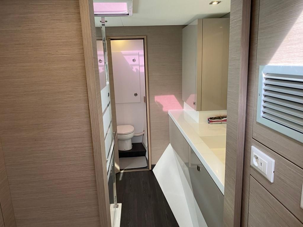 2020 Fountaine Pajot 45 