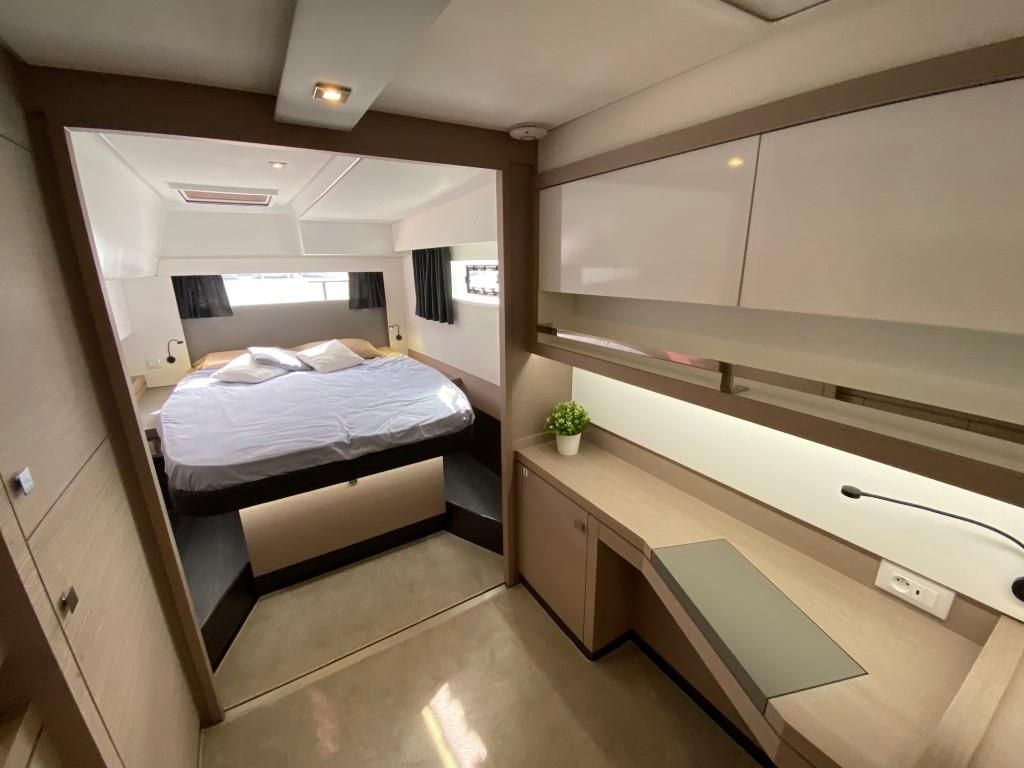 2020 Fountaine Pajot 45 