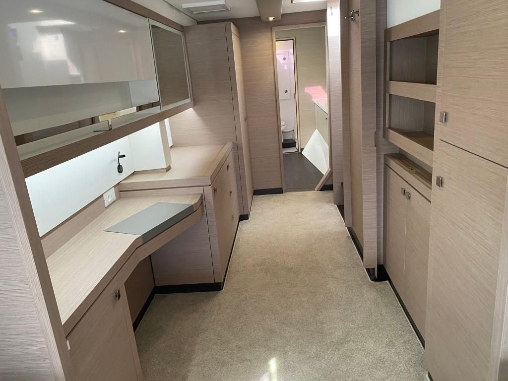 2020 Fountaine Pajot 45 